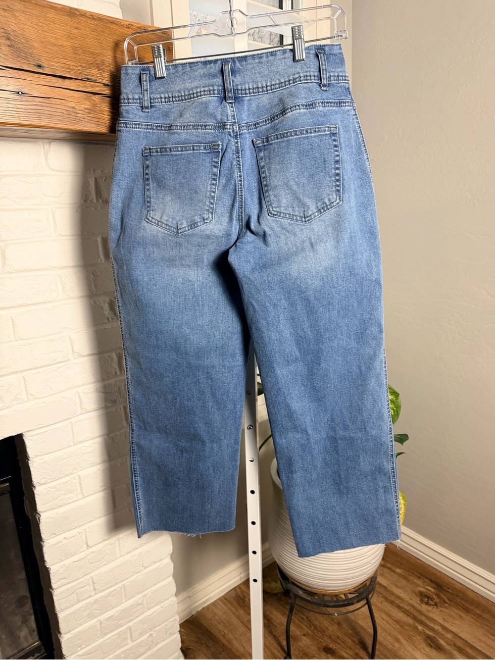 Flamingals Mid Waist Dual Button Raw Hem Straight Leg Cropped Jeans - Picture 7 of 9